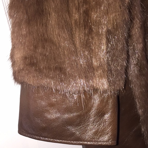 Edward Reilly & Co. Woman’s Genuine Fur and Leather Coat Size XL - Picture 7 of 13
